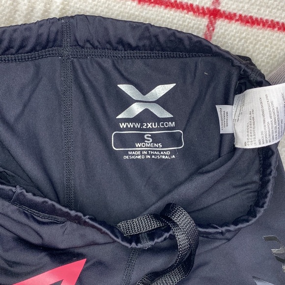 2XU Workout Capris - Picture 7 of 7